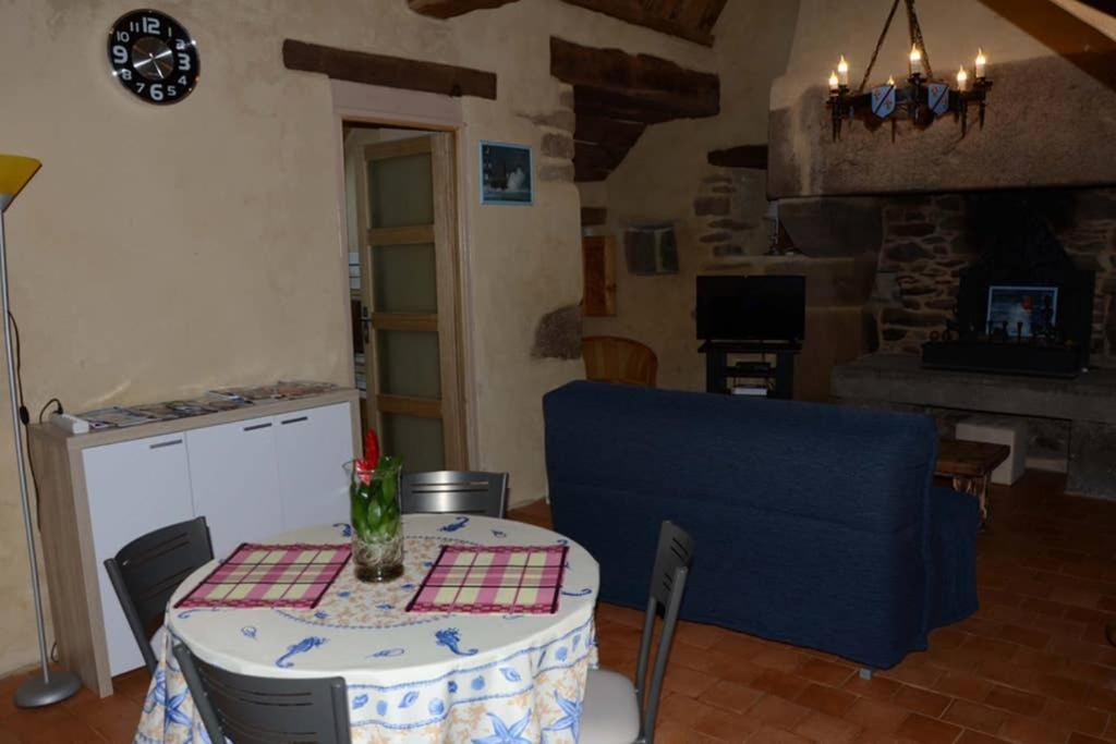 Gite 3 Personnes, Possibilite Table D'Hotes Le Soir Treduder Экстерьер фото